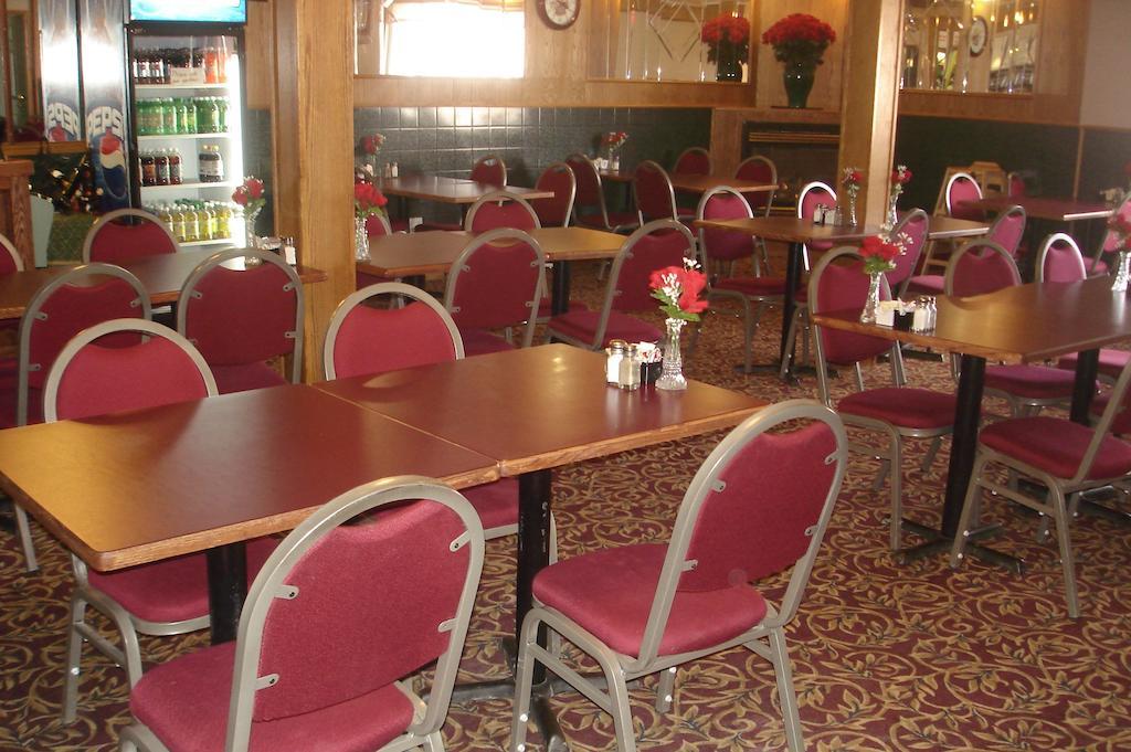 King'S Hotel & Motel By Elevate Rooms Shaunavon Exterior photo